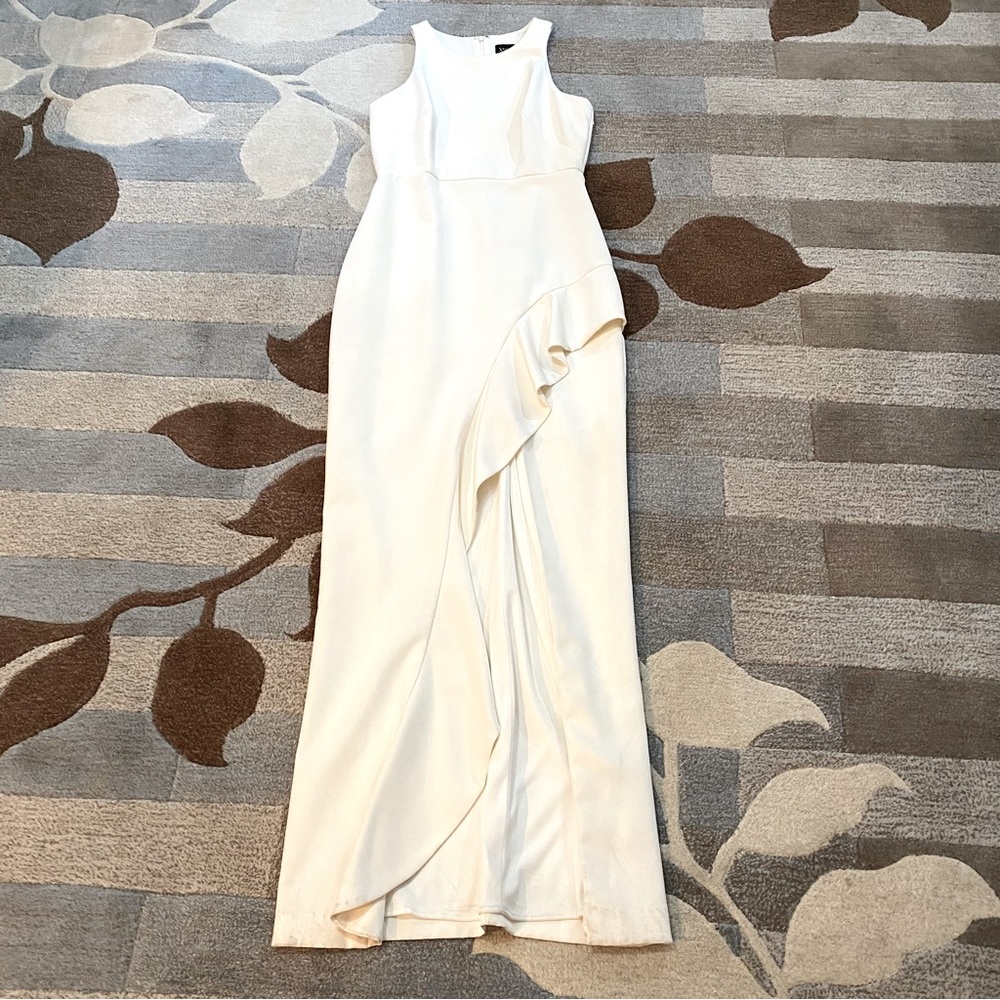 Xscape Ruffled Column Ivory Gown - Picture 3 of 6